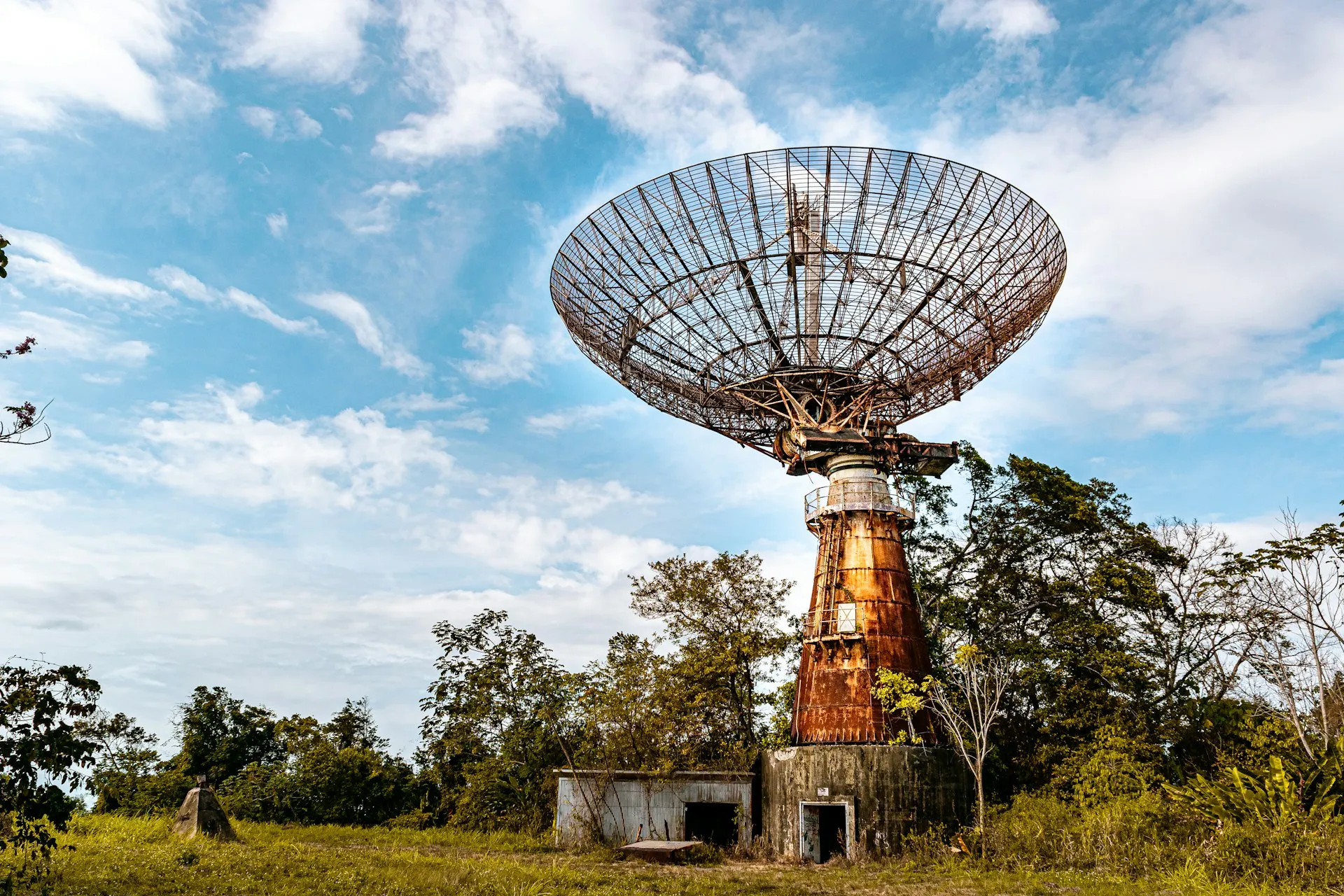 Ruinas de una instalación militar